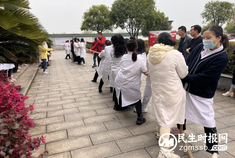 谭家山镇卫生院举行拔河比赛喜迎三八妇女节 谭家山镇卫生院举行拔河比赛喜迎三八妇女节