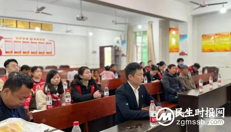 【学雷锋活动】湘潭县人民医院团委组织学雷锋志愿服务活动 【学雷锋活动】湘潭县人民医院团委组织学雷锋志愿服务活动