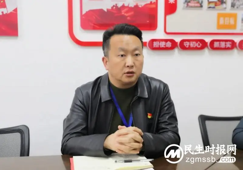 湘潭市卫健委党委副书记、副主任赵文著指导市中心医院门诊一党支部组织生活会 湘潭市卫健委党委副书记、副主任赵文著指导市中心医院门诊一党支部组织生活会