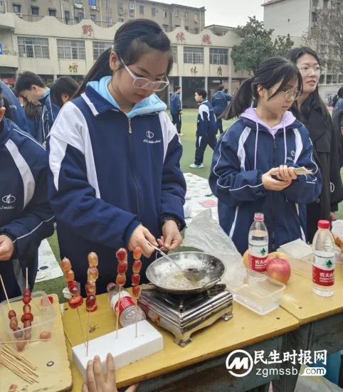 “爱”不闲置，“锋”火相传——湘潭市二中校园义卖活动