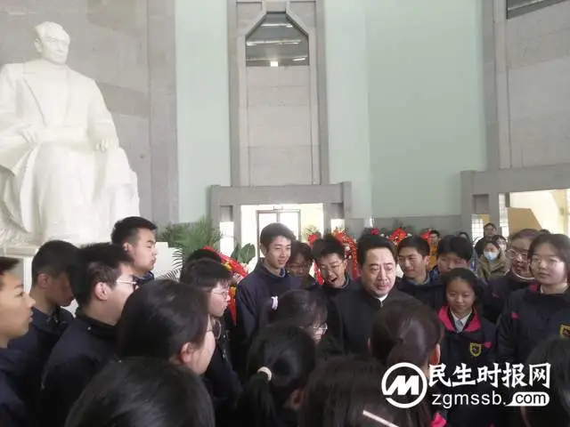 “守初心•敬伟人”传承红色基因 赓续红色血脉