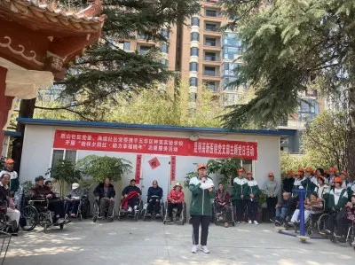 弘扬雷锋精神,奉献点亮青春