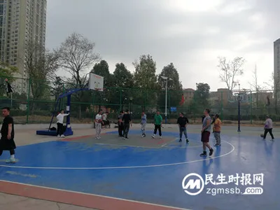 官渡区市民巡访团专题巡访:官渡区社区体育健身设施覆盖率达100%