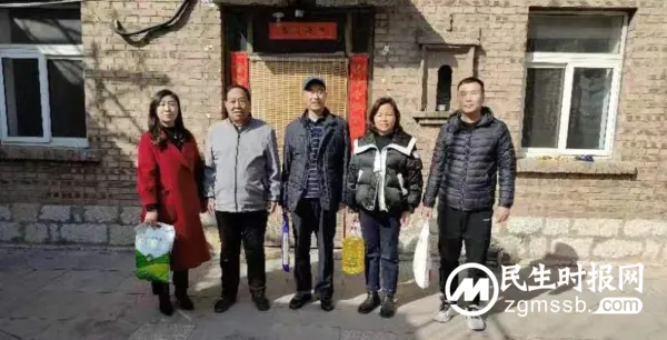 弘扬雷锋精神   再创拥军辉煌