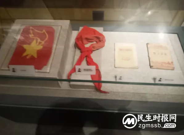 传承湖湘文化 弘扬雷锋精神 ——记湘潭市第二中学高二年级研学活动