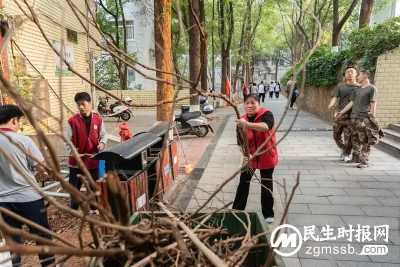雷锋月活动回顾|高举旗帜跟党走,紧跟核心谱新篇 雷锋月活动回顾|高举旗帜跟党走,紧跟核心谱新篇