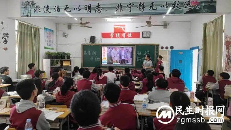 雷锋月活动回顾|高举旗帜跟党走,紧跟核心谱新篇 雷锋月活动回顾|高举旗帜跟党走,紧跟核心谱新篇
