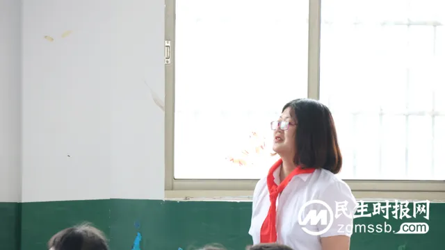 红色家风永传承 ——彭德怀红军小学励志红色教育暨《伟人之根》进校园活动