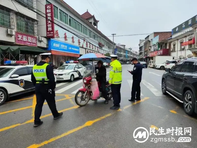 石鼓派出所全力推进道路交通安全专项整治行动