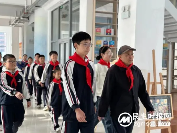 崇尚英雄|“追寻‘光荣牌’背后的故事”——经开区实验学校小学部清明节主题活动