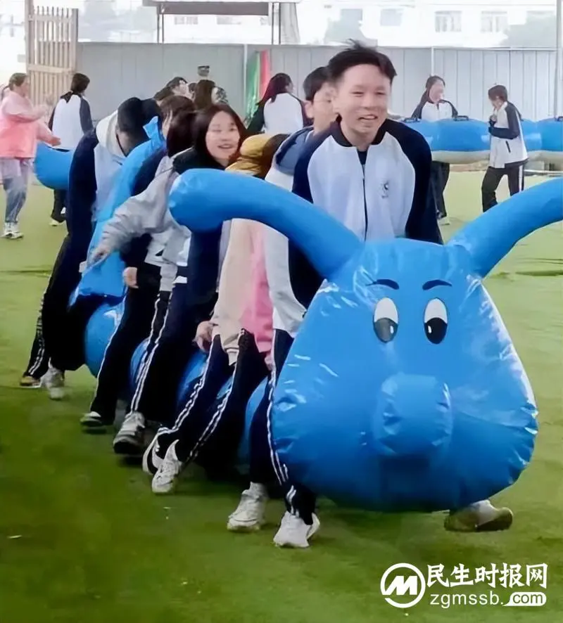 趁春光踏歌行 凭年少展翅飞 ——记湘潭凤凰中学高一年级“红色农耕”研学旅行活动 趁春光踏歌行 凭年少展翅飞 ——记湘潭凤凰中学高一年级“红色农耕”研学旅行活动