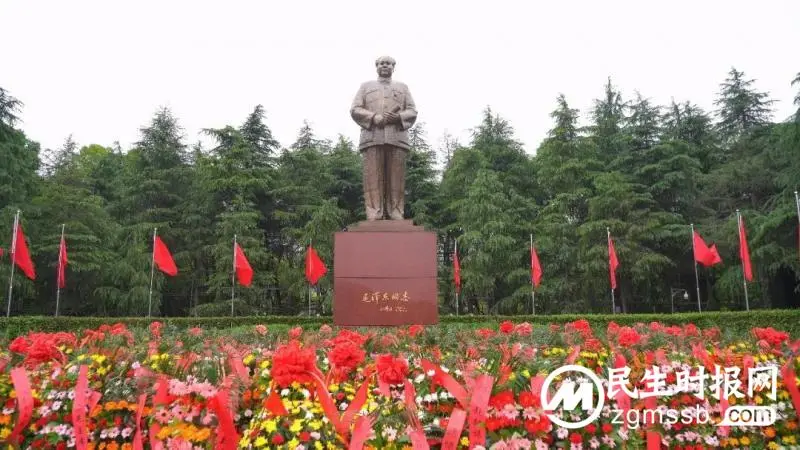 趁春光踏歌行 凭年少展翅飞 ——记湘潭凤凰中学高一年级“红色农耕”研学旅行活动 趁春光踏歌行 凭年少展翅飞 ——记湘潭凤凰中学高一年级“红色农耕”研学旅行活动
