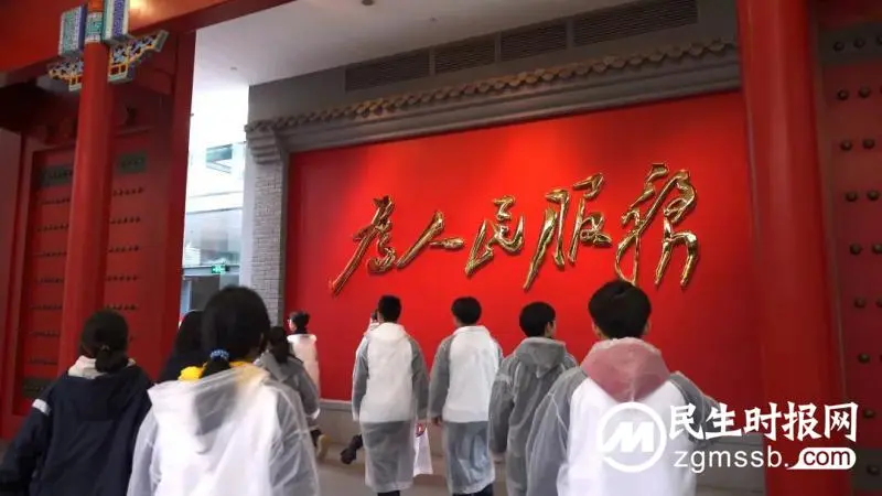 趁春光踏歌行 凭年少展翅飞 ——记湘潭凤凰中学高一年级“红色农耕”研学旅行活动 趁春光踏歌行 凭年少展翅飞 ——记湘潭凤凰中学高一年级“红色农耕”研学旅行活动