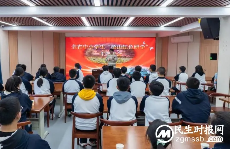 趁春光踏歌行 凭年少展翅飞 ——记湘潭凤凰中学高一年级“红色农耕”研学旅行活动 趁春光踏歌行 凭年少展翅飞 ——记湘潭凤凰中学高一年级“红色农耕”研学旅行活动