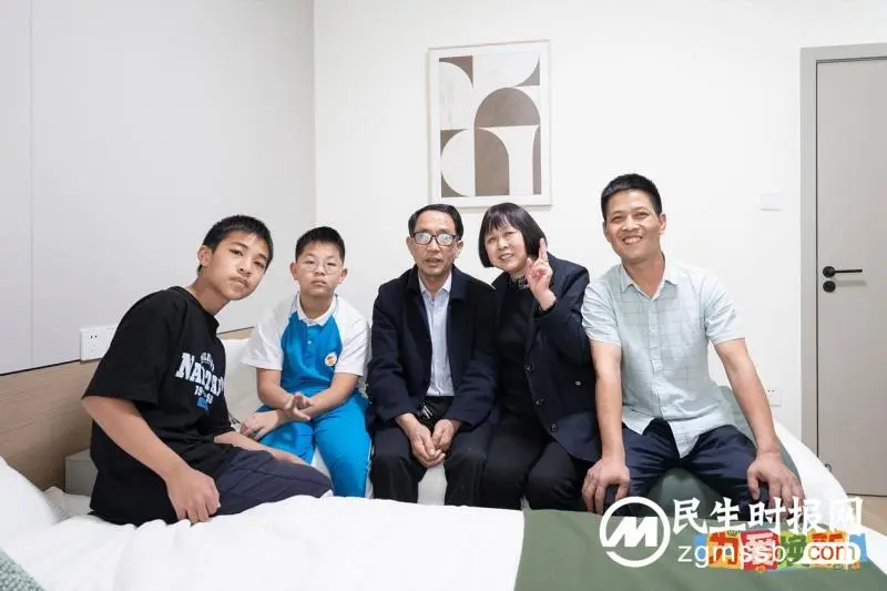 为爱焕新｜汇聚微光传播大爱，掌上明珠整家改造公益计划第二季圆满落幕，致敬平凡生活中的正能量！