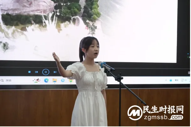 为阅读献礼,让阅读发声 ——湘潭市十六中举行“致敬青春 筑梦未来”朗诵比赛 为阅读献礼,让阅读发声 ——湘潭市十六中举行“致敬青春 筑梦未来”朗诵比赛