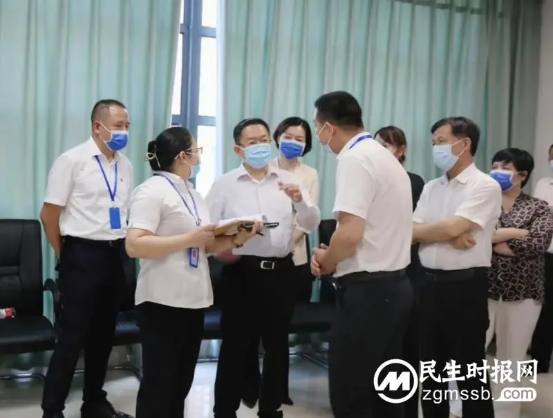 国家卫健委体制改革司司长许树强一行莅临湘潭县人民医院调研指导