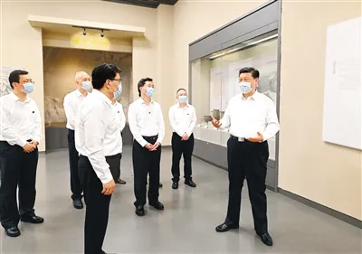 习近平在听取陕西省委和省政府工作汇报时强调 习近平在听取陕西省委和省政府工作汇报时强调