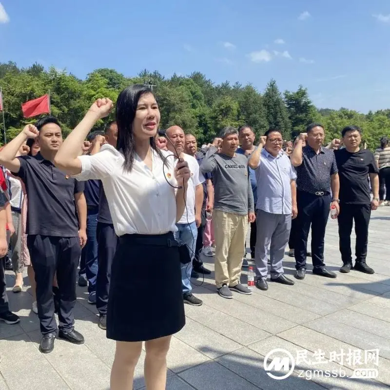 湘潭市住建局机关党支部“打卡”红色圣地,开展党风廉政教育 湘潭市住建局机关党支部“打卡”红色圣地,开展党风廉政教育