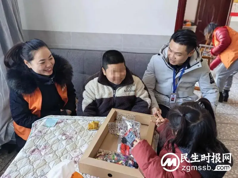 湘潭市未保中心开展困境儿童个案走访慰问活动