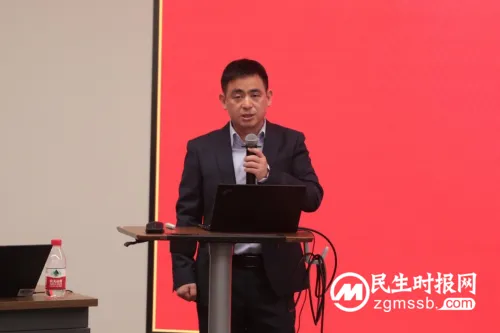 “育人”“储才”协同共赢——中国药科大学首期产教融合留学生班在扬子江药业集团结班