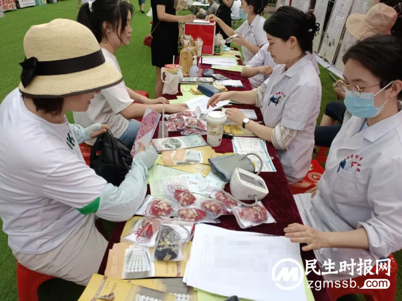 卓越服务丨“5.25全国护肤日”——湘潭市中医医院“我爱我,我的美丽我来护”活动圆满举行 卓越服务丨“5.25全国护肤日”——湘潭市中医医院“我爱我,我的美丽我来护”活动圆满举行
