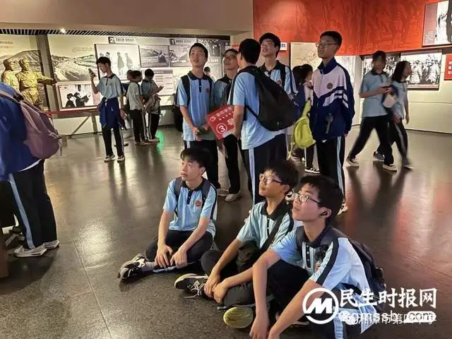 奔赴青春 向阳生长——湘潭市四中八年级研学活动