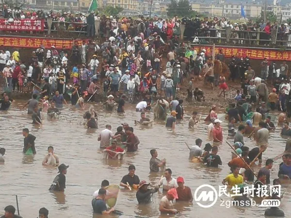 孟连县“神鱼节”：万人水上狂欢的最嗨打开方式