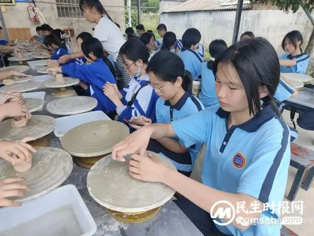 奔赴青春 向阳生长——湘潭市四中八年级研学活动