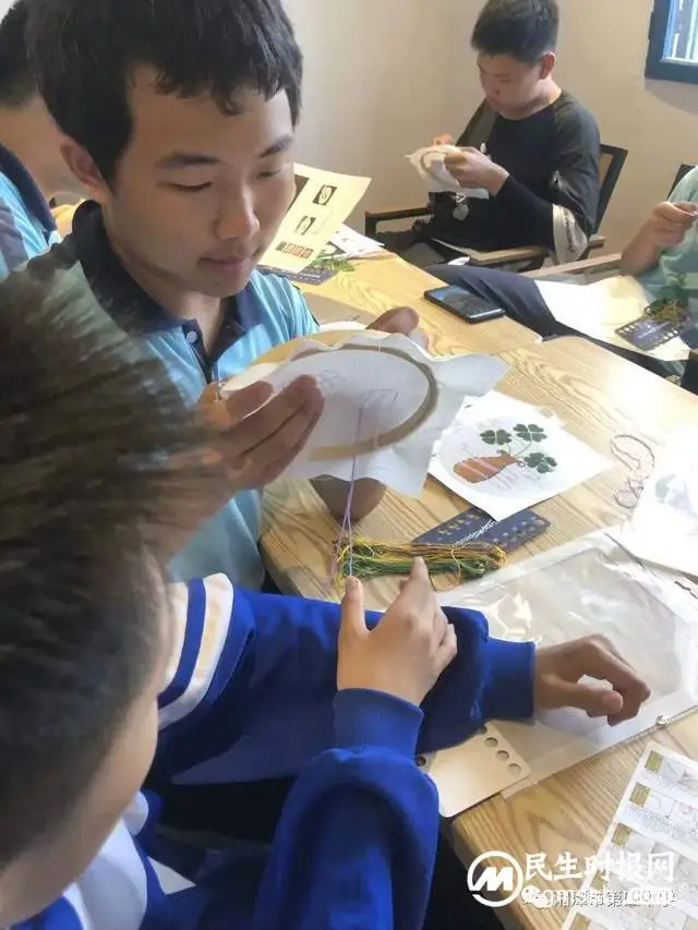 奔赴青春 向阳生长——湘潭市四中八年级研学活动