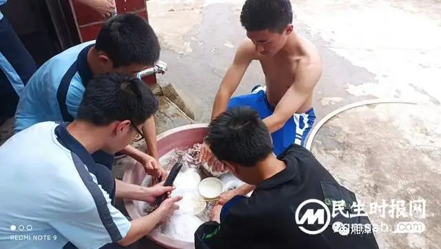 奔赴青春 向阳生长——湘潭市四中八年级研学活动