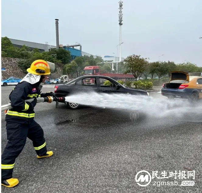 湘潭开展客、货运（出租车）驾驶员 安全技能演练
