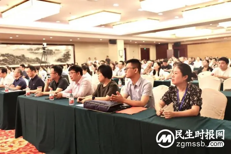 湖南省医学会院前急救专业委员会第九次年会暨院前急救管理质量控制中心第七次年会在湘潭顺利召开