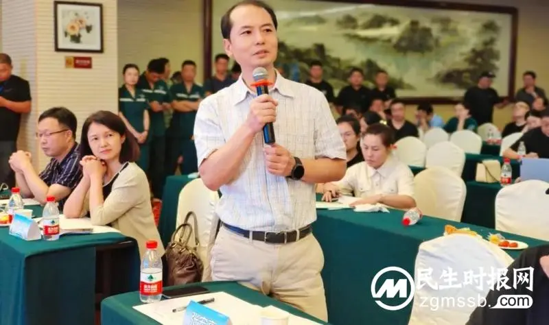 湖南省医学会院前急救专业委员会第九次年会暨院前急救管理质量控制中心第七次年会在湘潭顺利召开