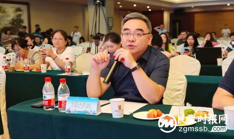 湖南省医学会院前急救专业委员会第九次年会暨院前急救管理质量控制中心第七次年会在湘潭顺利召开