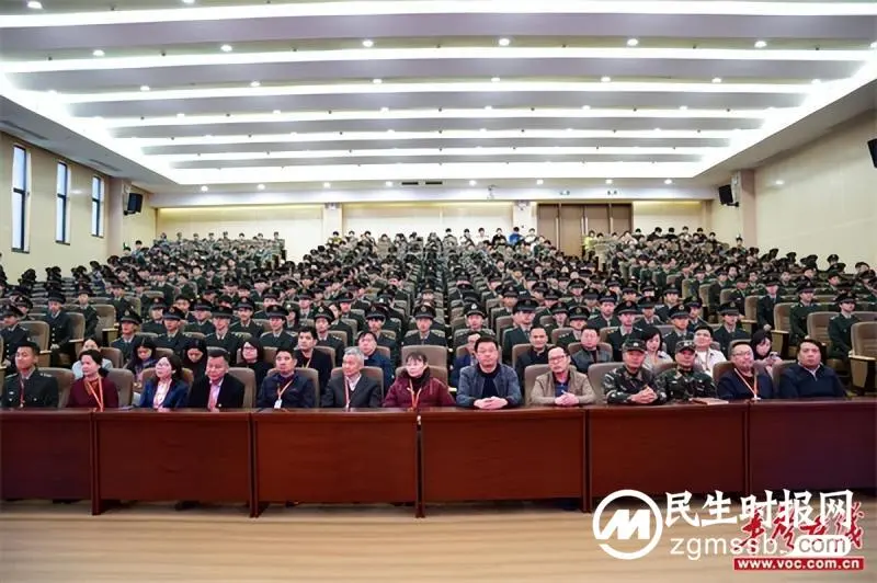 长沙现代商贸学校举行“中国青少年国防体育联盟湖南省训练基地”授牌仪式 长沙现代商贸学校举行“中国青少年国防体育联盟湖南省训练基地”授牌仪式