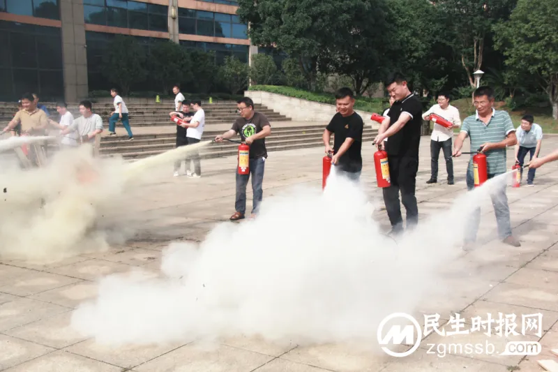 防患未然!湘潭市资规局开展消防安全知识讲座及演练 防患未然!湘潭市资规局开展消防安全知识讲座及演练