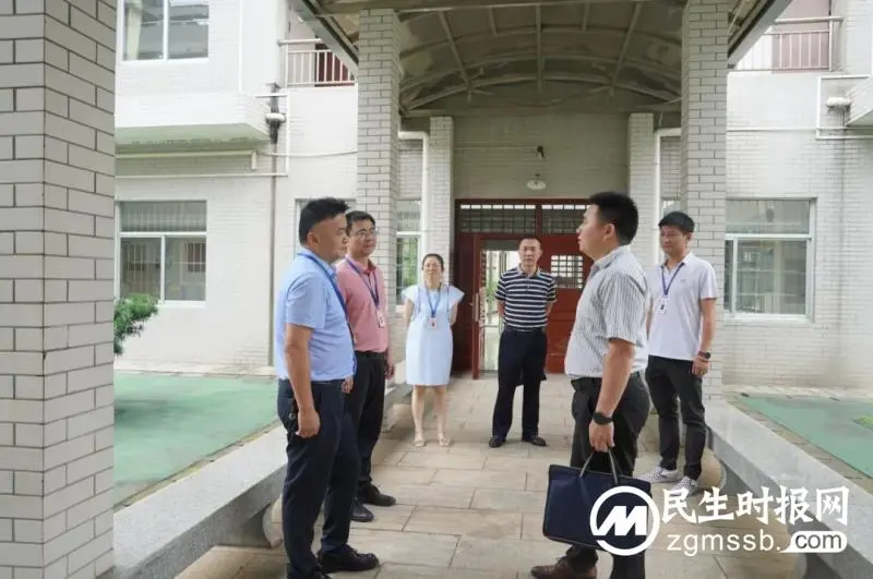 送温暖、传党情｜市民政局党委委员、副局长钟熙一行到市救助站开展“七一”慰问和督查指导工作