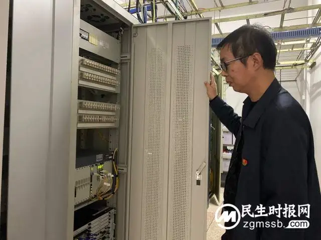 责任让平凡不平凡——记湘潭联通雨湖分公司技术支撑杨维 责任让平凡不平凡——记湘潭联通雨湖分公司技术支撑杨维