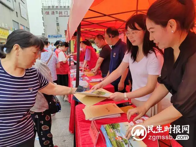 湘潭县：开展安全生产月宣传咨询日活动