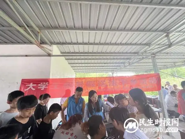 【心连心走基层、面对面解难题】湘潭市未成年人救助保护中心开展送法下乡活动