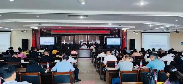 廉政教育党课引领党员使命担当|湘潭市第一中学召开全体党员大会暨七月主题党日活动