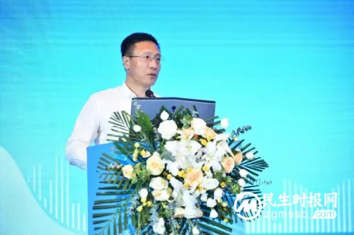 第十五届中国医药产业发展高峰论坛在哈举办 第十五届中国医药产业发展高峰论坛在哈举办