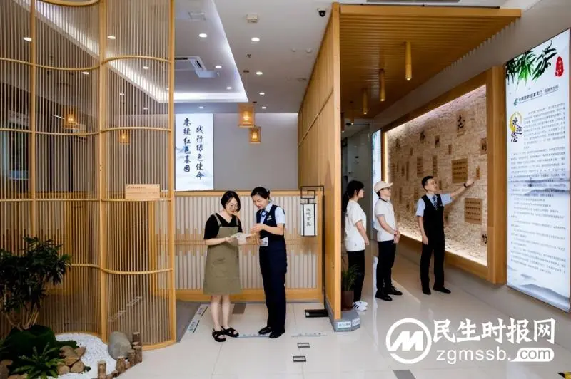 邮储银行福建省龙岩市分行营业部获评2022年银行业百佳示范网点 邮储银行福建省龙岩市分行营业部获评2022年银行业百佳示范网点