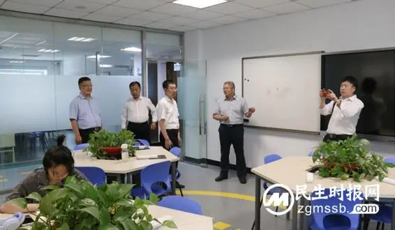 涉县教体局与中国农业大学计算中心战略合作签约仪式成功举行
