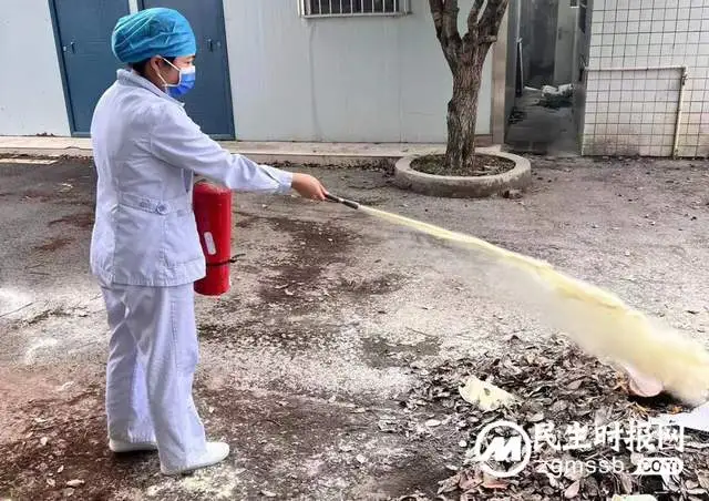 【莲乡卫健党旗红】走近“第一书记”——湘潭县人民医院王彪、蔡智、左磊