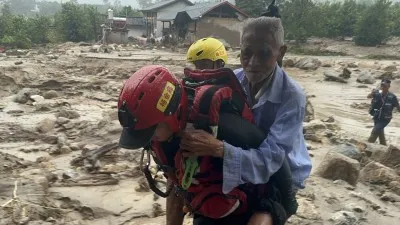 多地发生洪涝山洪灾害 德宏消防紧急救援