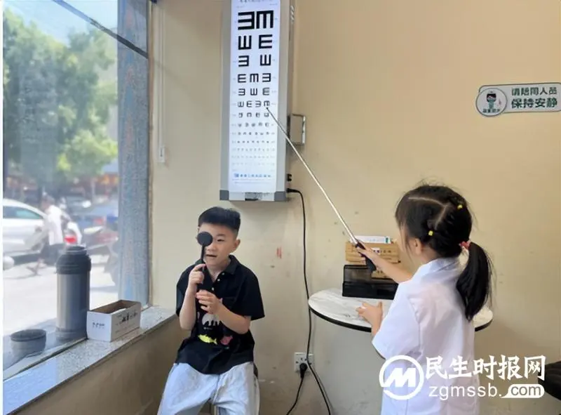 “我是小医生”职业初体验 孩子们的别样暑期 寓教于乐涨知识 “我是小医生”职业初体验 孩子们的别样暑期 寓教于乐涨知识