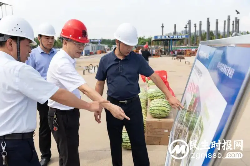 夏送清凉进工地,情系工友沁人心——记湘潭市总工会开展“工会送清凉 防暑保安康”活动 夏送清凉进工地,情系工友沁人心——记湘潭市总工会开展“工会送清凉 防暑保安康”活动