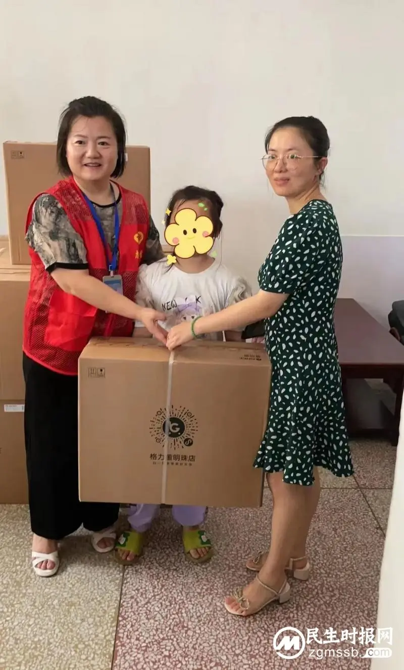 【心连心走基层、面对面解难题】缕缕清凉沁“童”心 【心连心走基层、面对面解难题】缕缕清凉沁“童”心